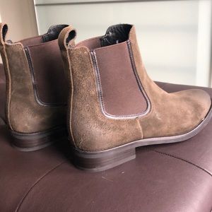 Dark olive suede Thursday boots, amazing quality